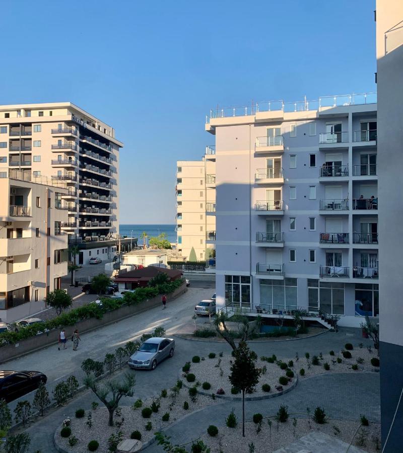 Viktoria'S Apartments Shëngjin المظهر الخارجي الصورة