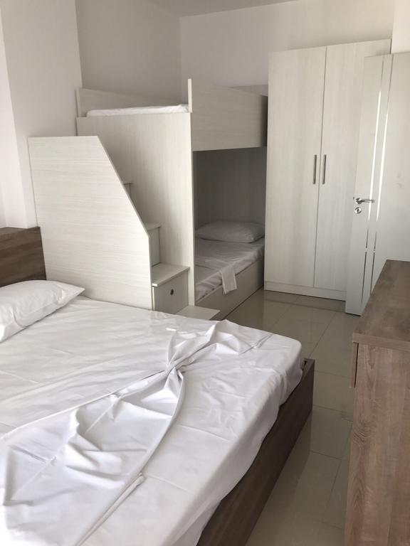 Viktoria'S Apartments Shëngjin المظهر الخارجي الصورة